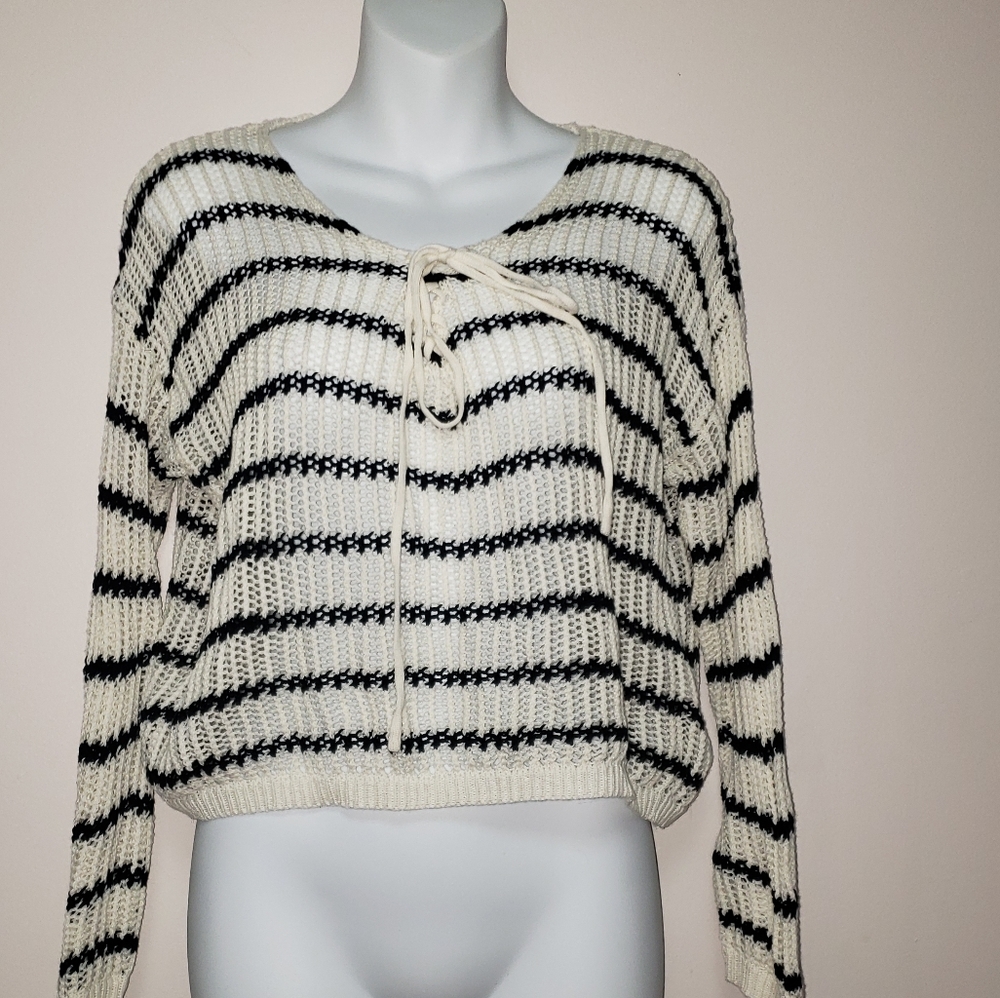 Forever 21 Crop Striped Sweater S